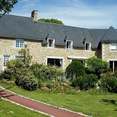 Bed and Breakfast Le Relais Postal Courson Экстерьер фото